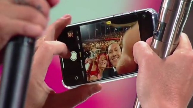  La fallida selfie de Martín Cárcamo que desató burlas y memes 