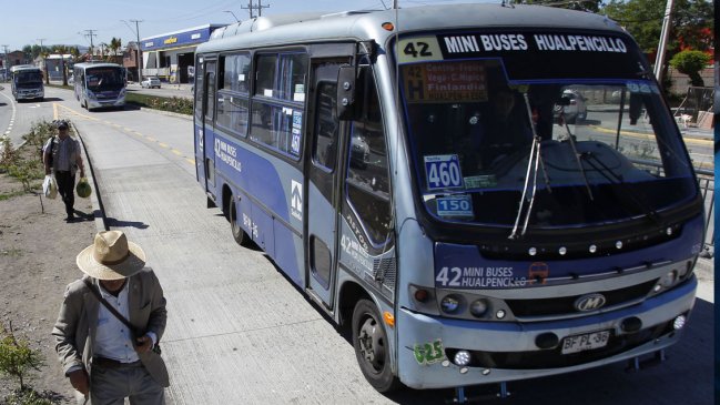   Estudiantes del Gran Concepción prevén movilizarse contra la falta de micros 