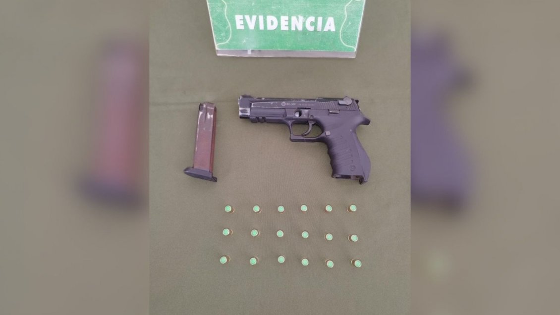 Valparaíso: Detienen a sujeto armado al interior de mall ubicado frente al Congreso Nacional Valparaíso: Detienen a sujeto armado al interior de mall ubicado frente al Congreso Nacional