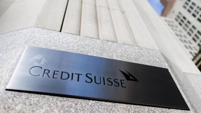 La fiscalía suiza investigará la compra de Credit Suisse por UBS