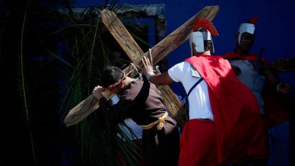  Semana Santa: Presos recrean la 