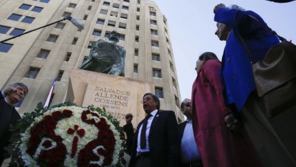  PS conmemoró sus 90 años con homenaje a Salvador Allende  