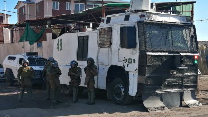   Fuerte operativo policial desalojó a usurpadores que se tomaron 208 departamentos en el Biobío 