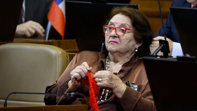 Corte desaforó a diputada Cordero por querella de la senadora Campillai