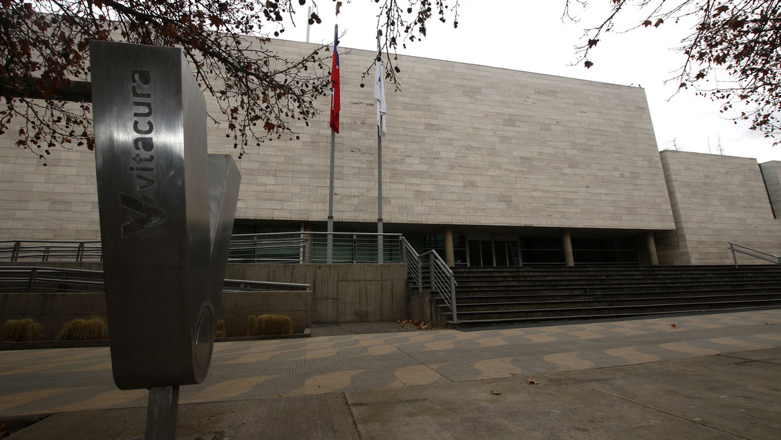 Caso Vitacura: SII identificó boletas de honorarios y facturas falsas por más de 900 millones