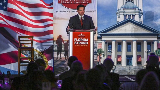 Encuesta mostró a aspirante DeSantis en un 