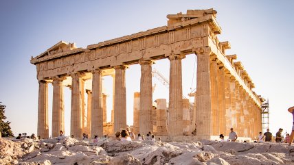   Intensa ola de calor obliga a cerrar la Acrópolis de Atenas 