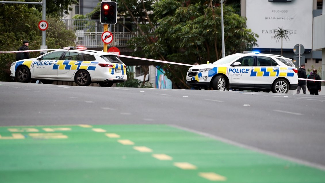 Detienen a joven que ocultaba miles de pastillas de fentanilo en un microondas en Texas