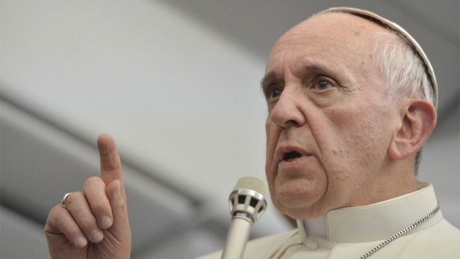  Papa Francisco se reunió con 13 víctimas de abusos en Portugal  