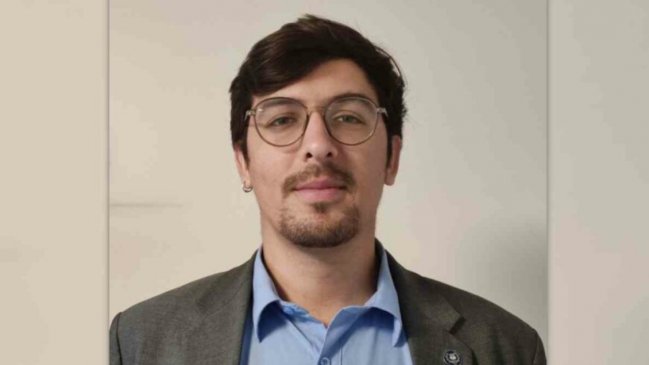 Andrade dice que el Minvu contactó a Democracia Viva: 