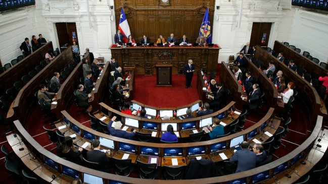 Consejo Constitucional: Oficialismo propone 