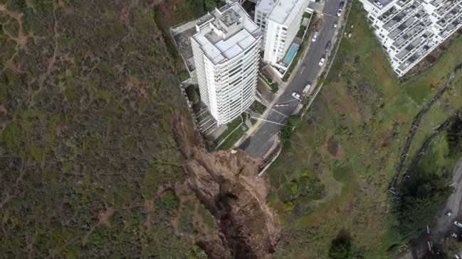 Las claves del socavón que tiene en vilo al edificio de Reñaca