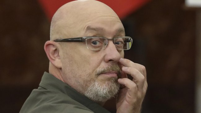Zelenski destituyó a su ministro de Defensa