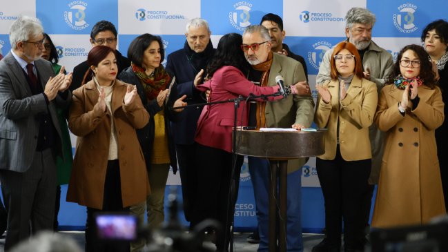 Constituyente: Oficialismo propuso a oposición retirar todas las enmiendas