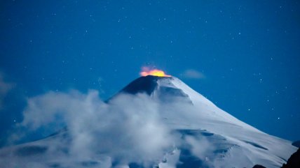   Fumarola en volcán Villarrica 