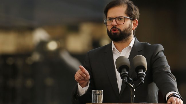 Presidente Boric invitó a estudiantes chinos a tener 