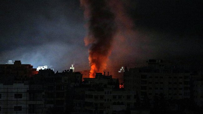 Israel atacó 450 puestos de Hamás y partió la Franja de Gaza en dos