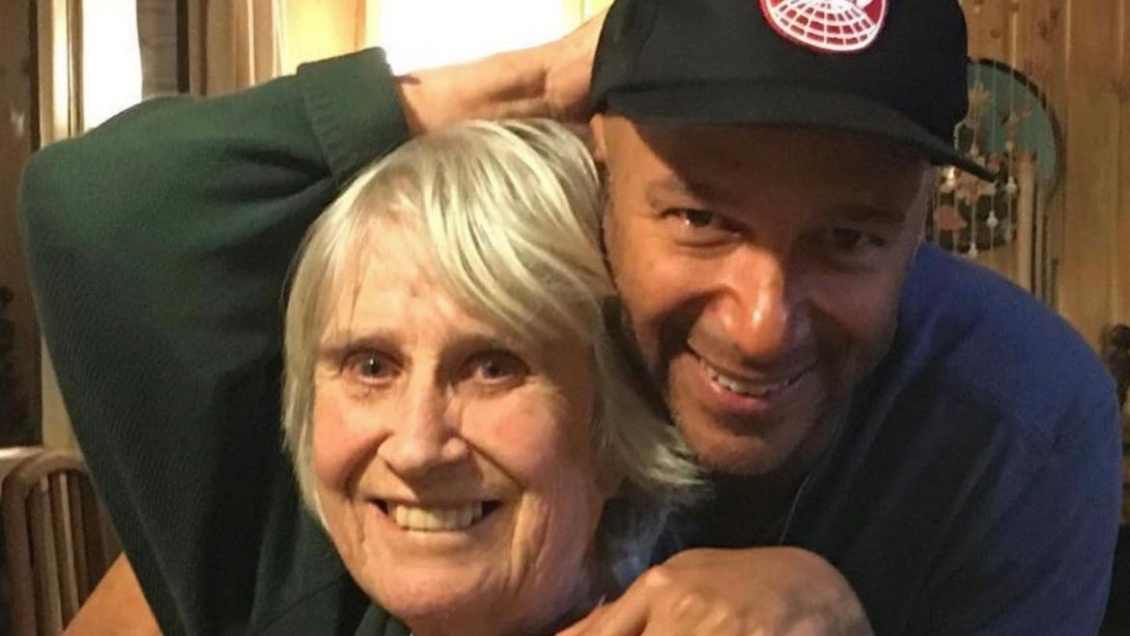 Tom Morello despidió a Joan Jara: Tom Morello despidió a Joan Jara: