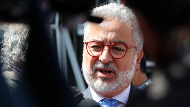 CMF y SII presentarán denuncia contra Hermosilla, Sauer y Villalobos por presuntos sobornos