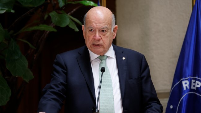 Insulza: fue un error el segundo intento constitucional, debimos dejar algunos años