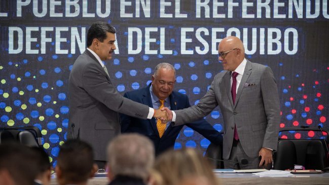 Venezuela aprobará en una semana la ley de anexión del territorio disputado con Guyana