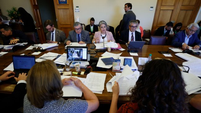 Comisión de Hacienda continúa discusión de la reforma previsional hasta total despacho