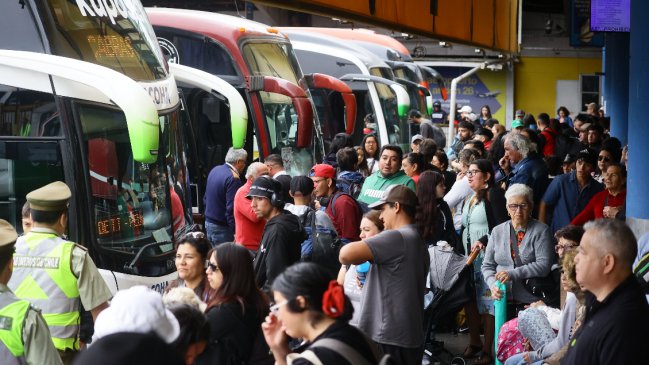  Alcalde de Estación Central propone al Gobierno poner militares en terminales de buses  