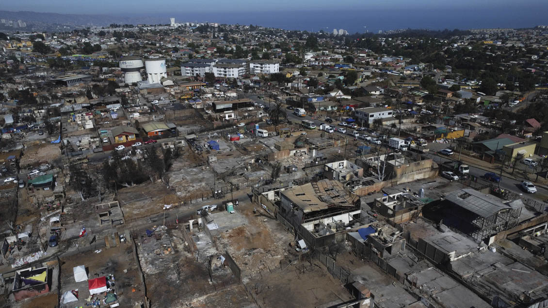 Catástrofe de incendios forestales en Valparaíso destruyó 7 mil viviendas