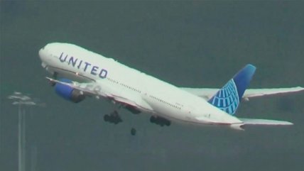   Avión perdió una rueda al despegar y debió aterrizar de emergencia 