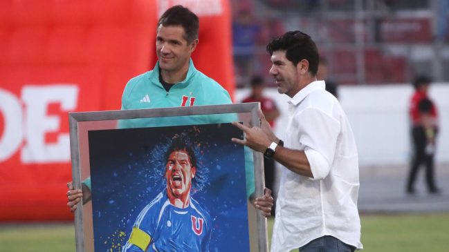   [VIDEO] La U rindió un homenaje a Marcelo Salas en su duelo ante Cobresal 