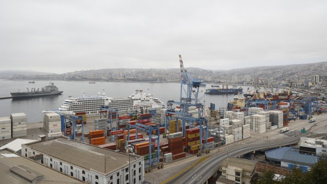   Trabajadores portuarios iniciarán paro nacional este jueves 