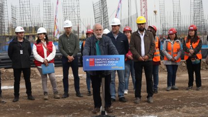   Gremios de la construcción destacan avances de ley que busca disminuir la 