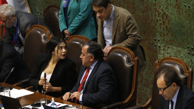 Oposición se mantiene dividida ante censura a mesa de la Cámara Baja: se vota este lunes