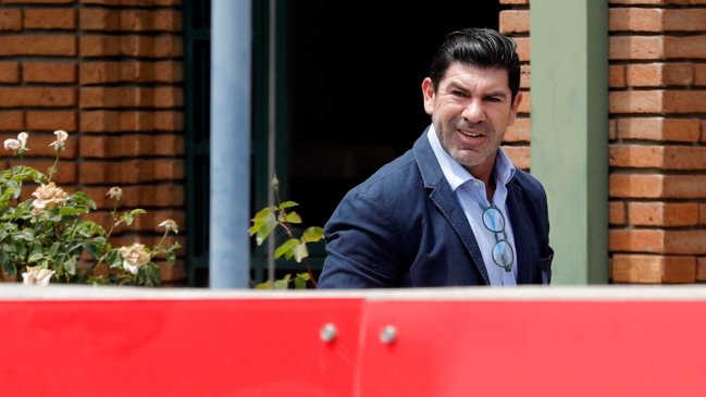   Hinchas pidieron la salida de Marcelo Salas de Deportes Temuco 