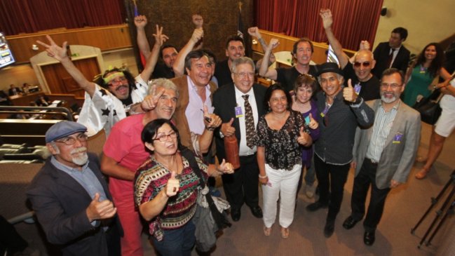   Proyecto de ley busca fijar cuota mínima de folclor chileno en radios 
