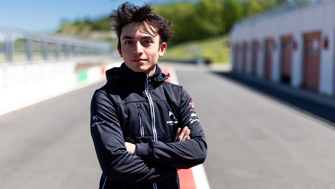 Nicolás Pino se unió a importante programa de pilotos jóvenes Nicolás Pino se unió a importante programa de pilotos jóvenes