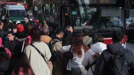   Falla en el Metro generó caos en el transporte público de Santiago 