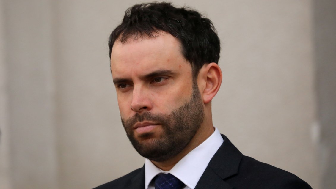 Subsecretario de Defensa no se cierra a 