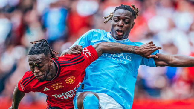   [VIDEO] Doku puso el descuento de Manchester City en la final de FA Cup contra el United 