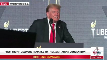   Trump fue duramente abucheado al tratar de conquistar a los miembros del Partido Libertario 