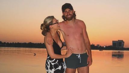   Ben Brereton disfrutó de vacaciones en Dubái junto a Kimberley Abbott 