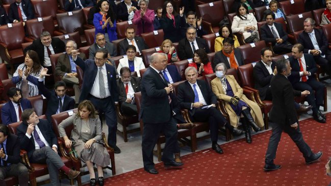 UDI: El proyecto de aborto es un volador de luces