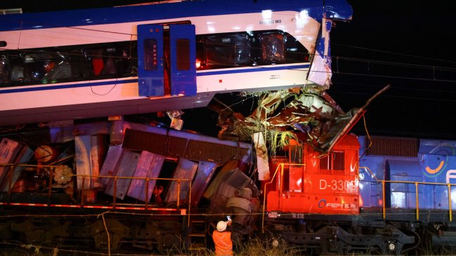 Detienen a dos trabajadores de EFE por fatal choque de trenes en San Bernardo