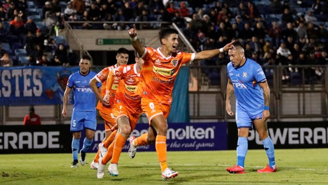   Cobreloa sacó ventaja ante San Marcos de Arica en Copa Chile 