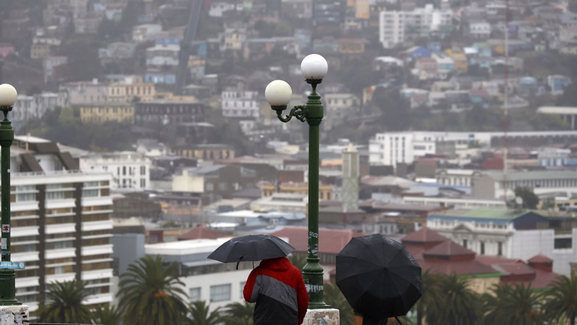 Región de Valparaíso contabiliza 900 viviendas con daños tras lluvias