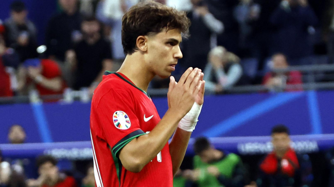   [VIDEO] Joao Félix erró un penal decisivo en la tanda entre Portugal y Francia por la Euro 