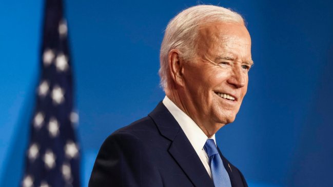 Biden vuelve a la campaña y dice estar 