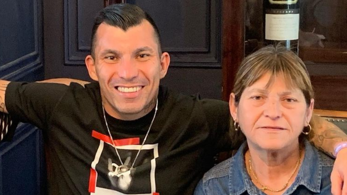 Pesar en el fútbol chileno: Falleció Marisol Soto, madre de Gary Medel Pesar en el fútbol chileno: Falleció Marisol Soto, madre de Gary Medel
