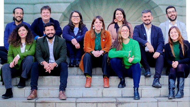 Constanza Martínez es la primera presidenta electa del Frente Amplio