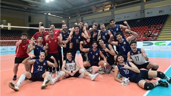   Chile se recuperó en la Copa Panamericana de Voleibol con triunfo ante Puerto Rico 